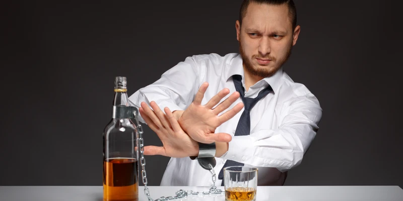 Comparing Your Options for Living with an Alcoholic